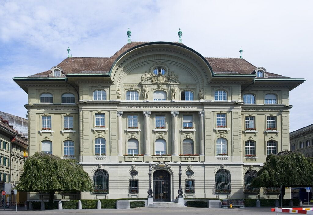 Швейцарский Национальный Банк (SNB)